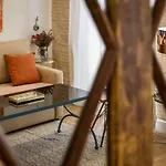 Suites Jardines de Murillo
